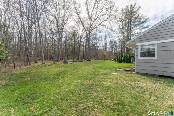 $365,000 | 640 Wolf Den Road, Brooklyn, CT 06234