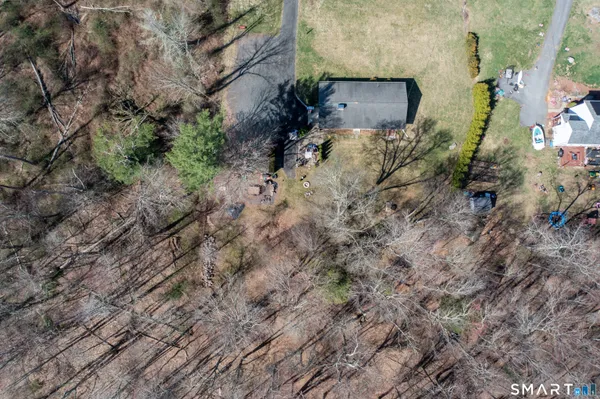 $365,000 | 640 Wolf Den Road, Brooklyn, CT 06234