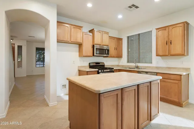 $2,000 | 15158 North 145th Lane, Surprise, AZ 85379