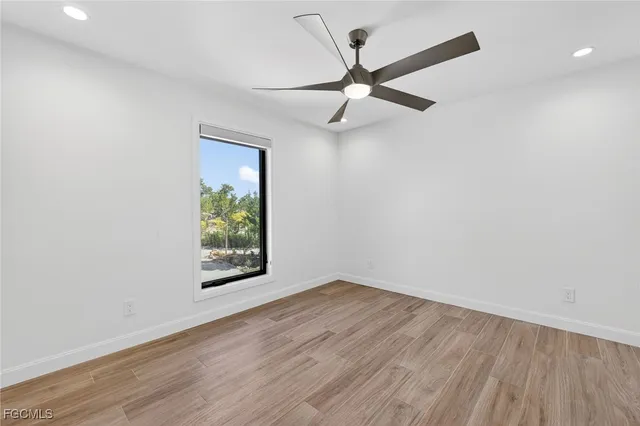 $1,699,000 | 1211 Periwinkle Way, Sanibel, FL 33957