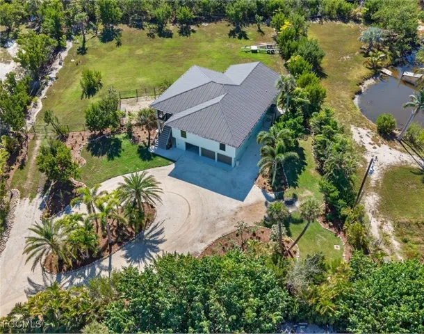 $1,699,000 | 1211 Periwinkle Way, Sanibel, FL 33957