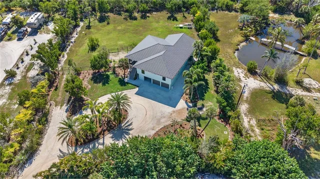$1,699,000 | 1211 Periwinkle Way, Sanibel, FL 33957