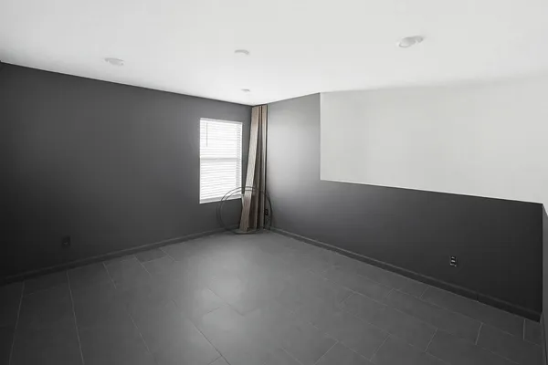 $3,200 | 6815 West Encinas Lane, Phoenix, AZ 85043