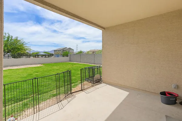 $2,800 | 6815 West Encinas Lane, Phoenix, AZ 85043