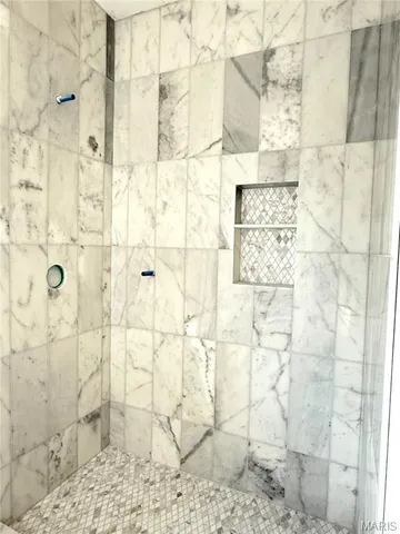 $839,900 | 1017 River Bluff Drive, Washington, MO 63090