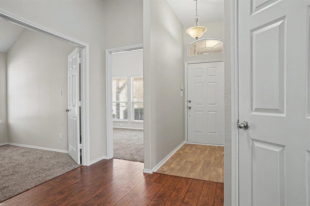 2073 Joyner Ranch Road Fort Worth, TX 76134 - Photo 4 of 26 Gallery Image 4