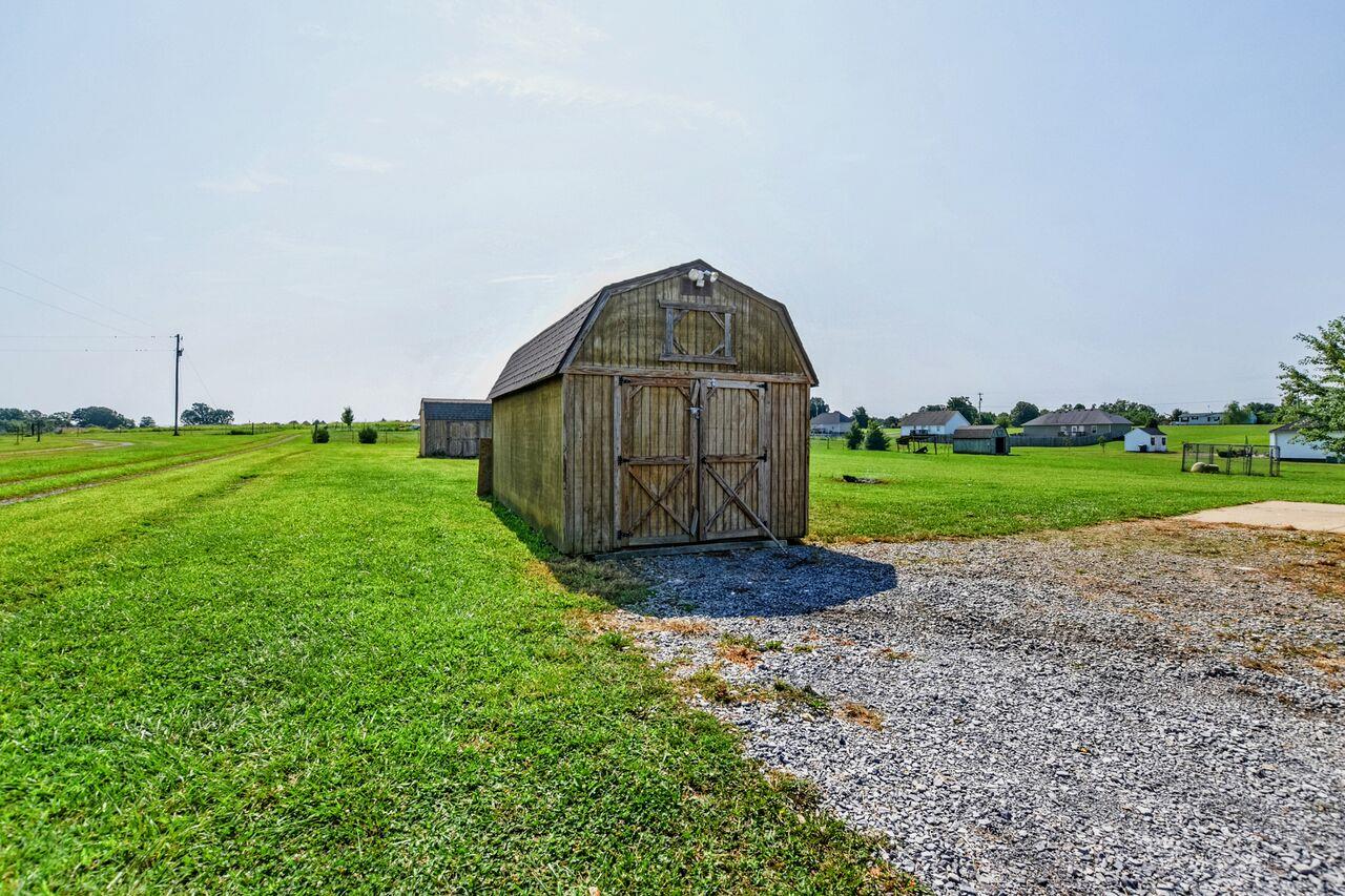 722 Lear Road Portland, TN 37148 - Photo 18 of 20 a view of a outdoor space