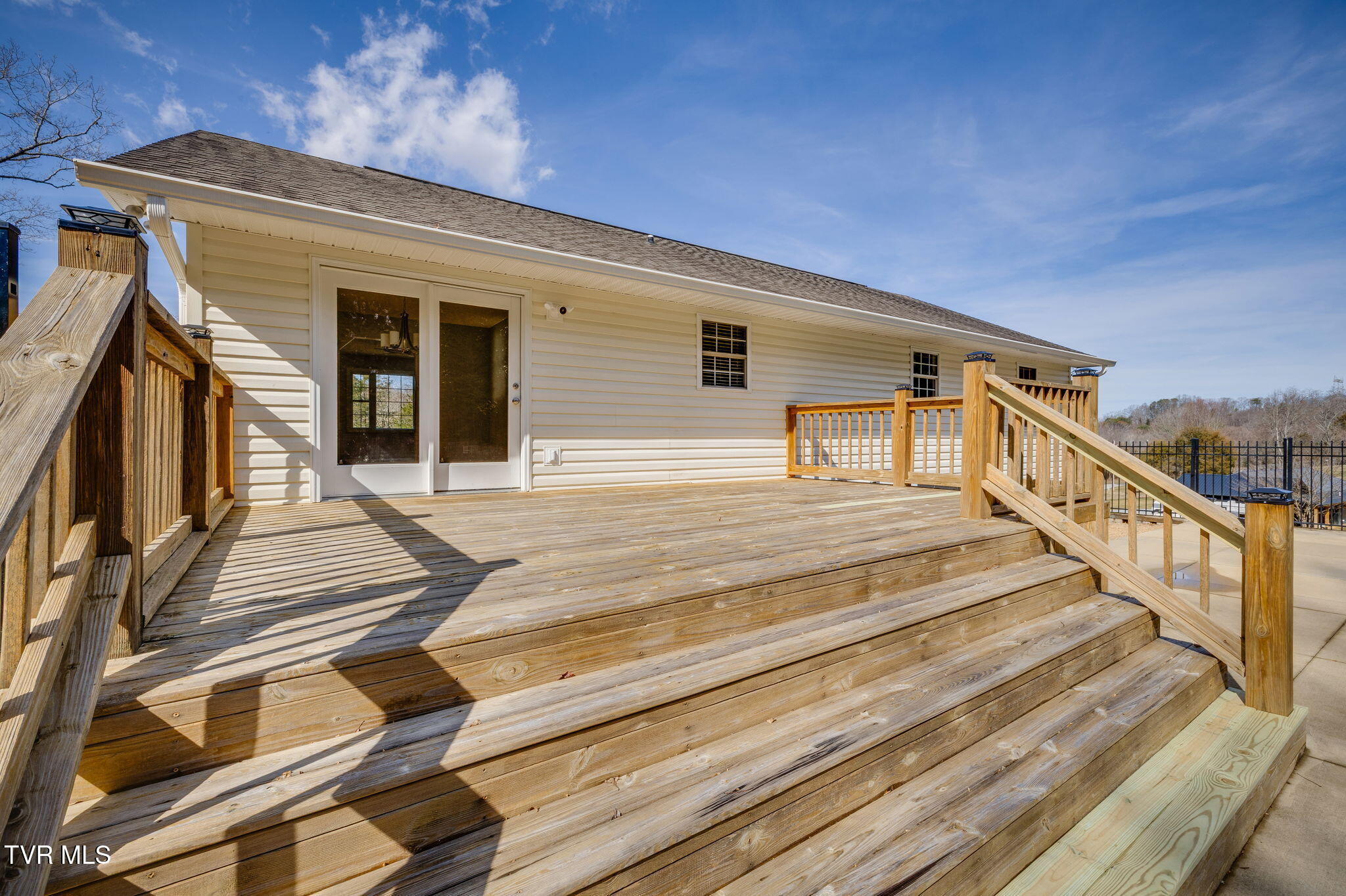 117 Lancaster Road Kingsport, TN 37663 - Photo 35 of 48 034