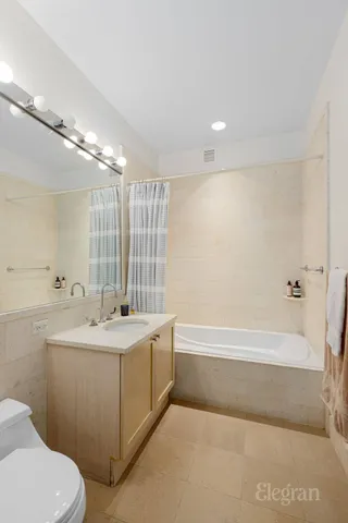 $1,395,000 | 252 7th Avenue, Unit 3K | Chelsea