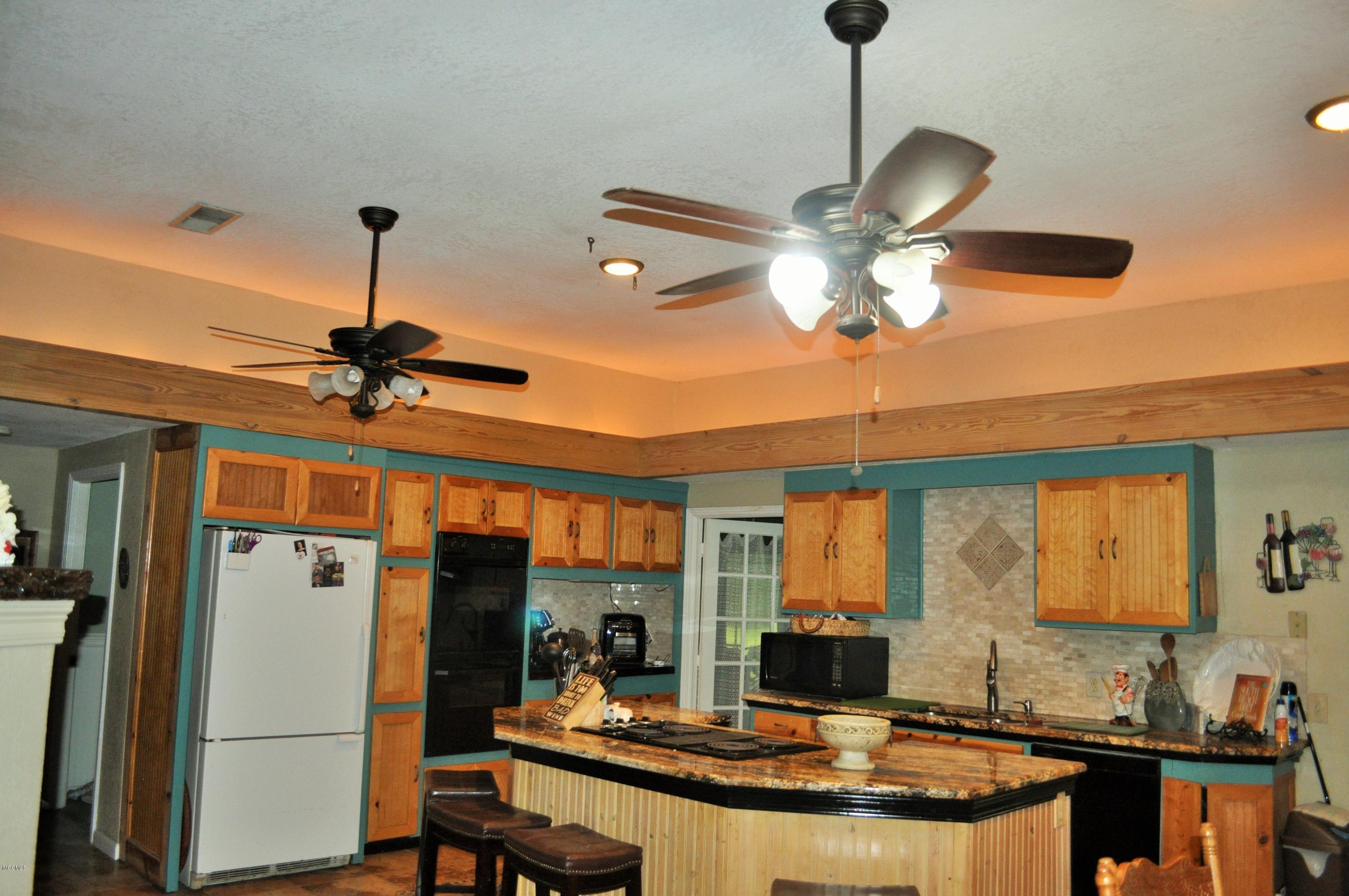 6301 Tolar Road Moss Point, MS 39562 - Photo 15 of 44 DSC_0831 (2)