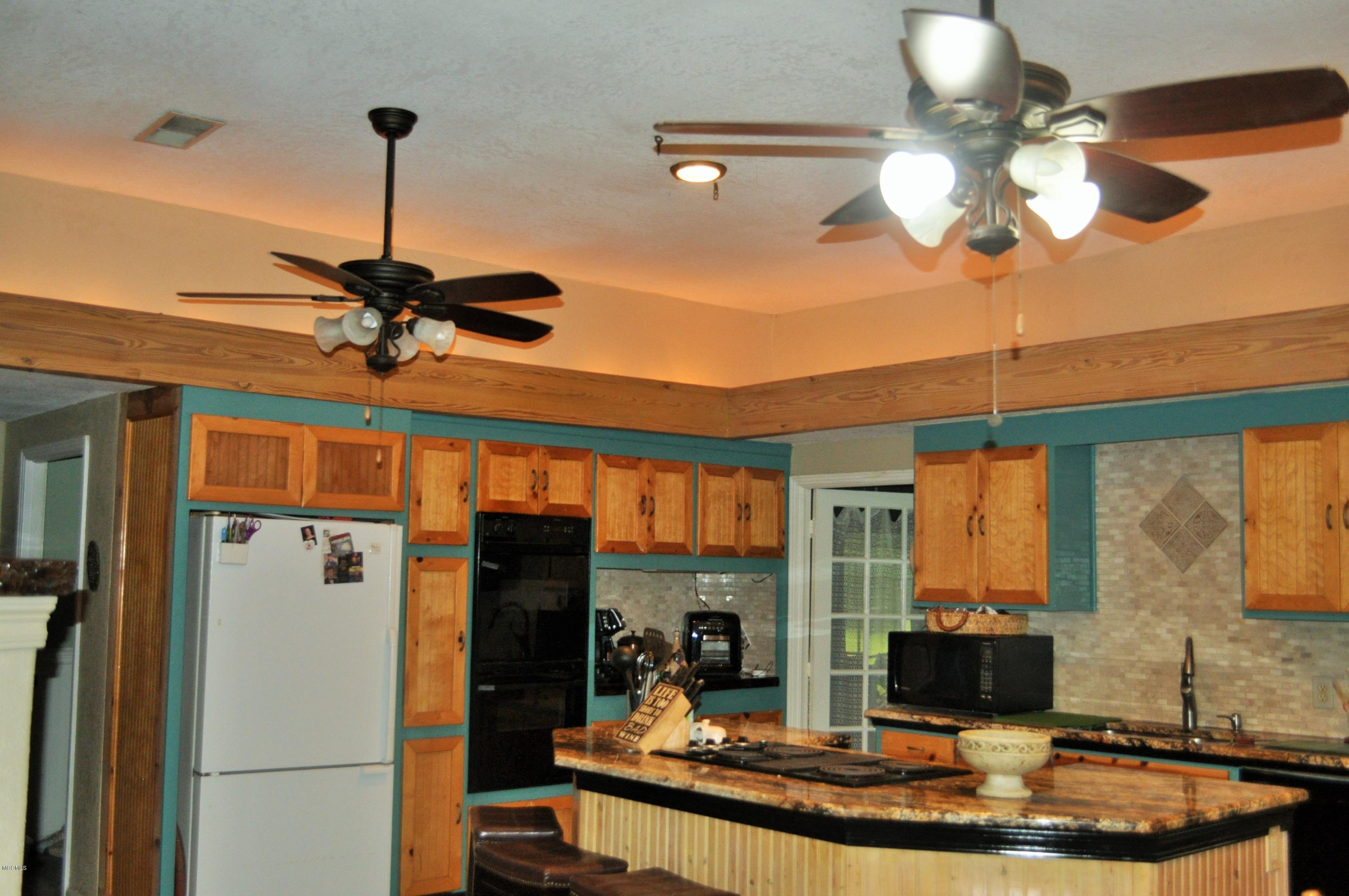 6301 Tolar Road Moss Point, MS 39562 - Photo 16 of 44 DSC_0832 (2)