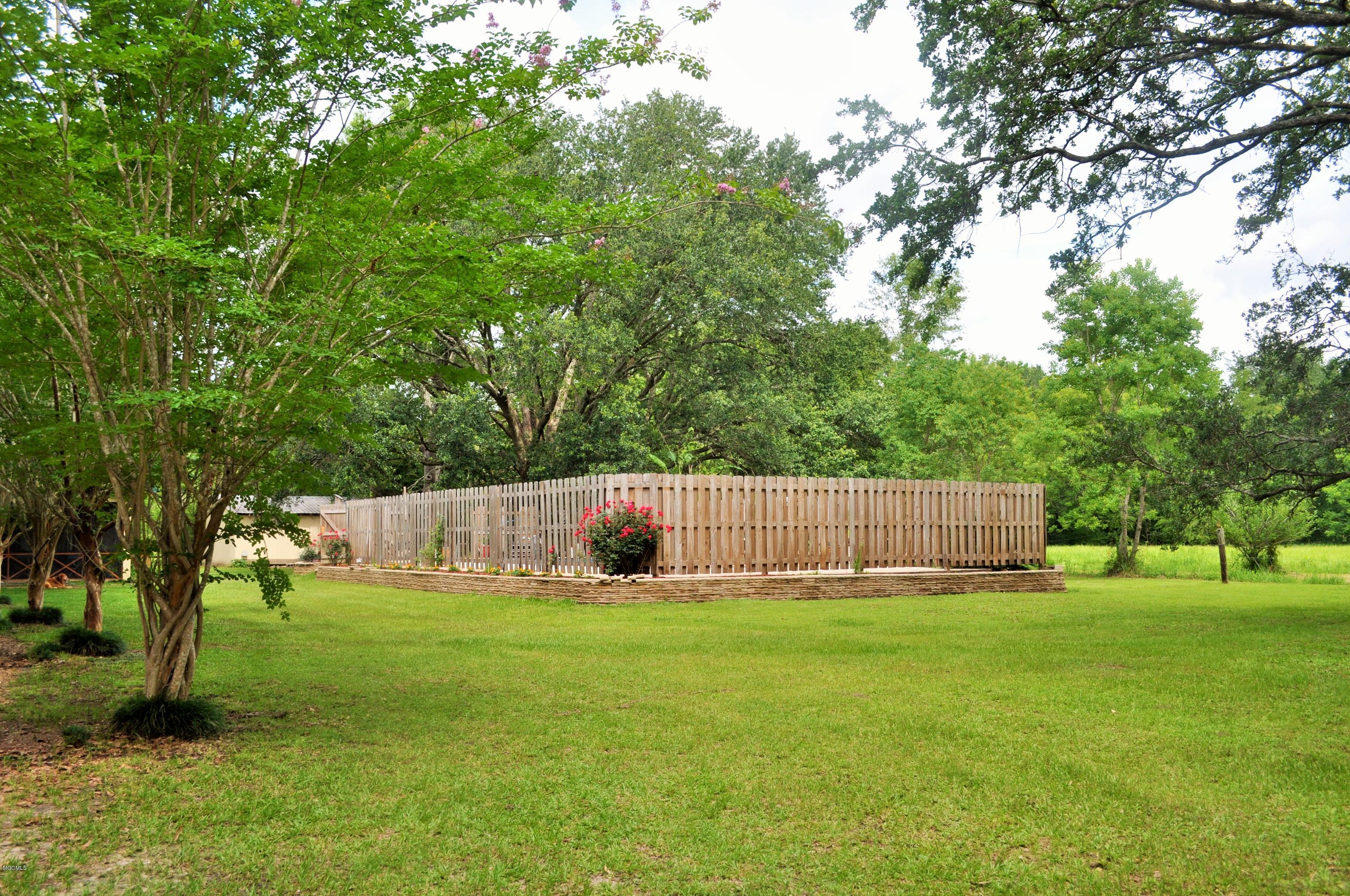 6301 Tolar Road Moss Point, MS 39562 - Photo 43 of 44 DSC_0855 (2)