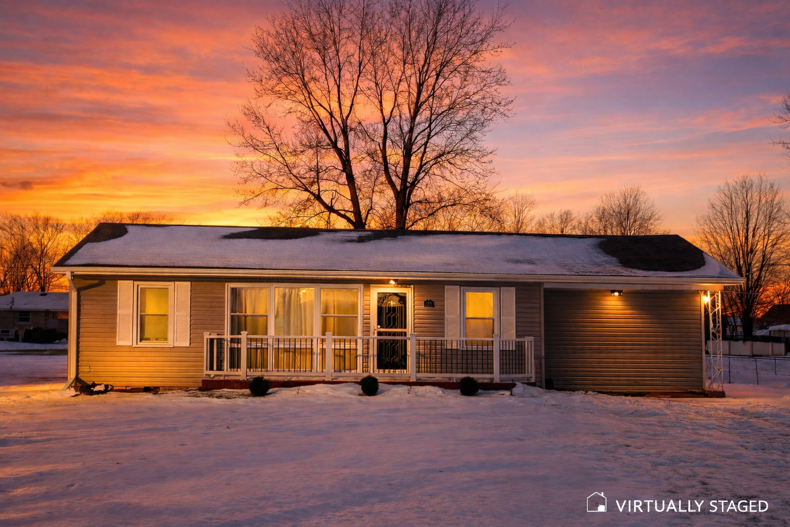 a view of an house with backyard space and balcony