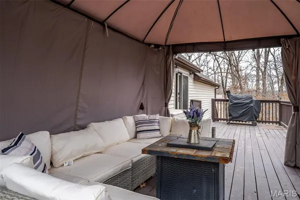 $389,900 | 480 Lone Pine Lane, St. Clair, MO 63077