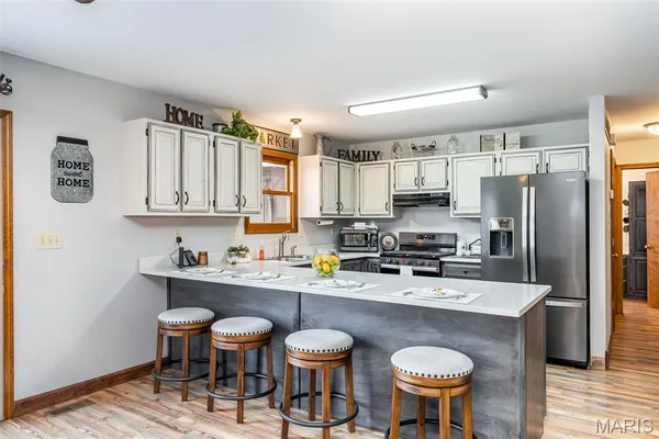 $389,900 | 480 Lone Pine Lane, St. Clair, MO 63077