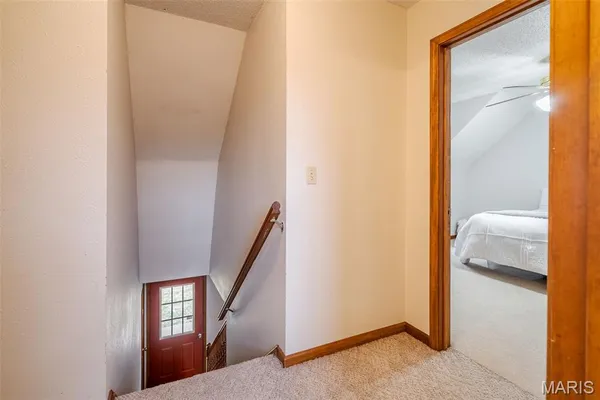 $389,900 | 480 Lone Pine Lane, St. Clair, MO 63077