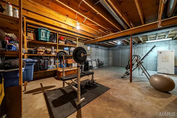 $389,900 | 480 Lone Pine Lane, St. Clair, MO 63077