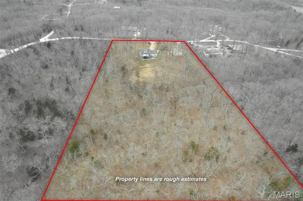 $389,900 | 480 Lone Pine Lane, St. Clair, MO 63077