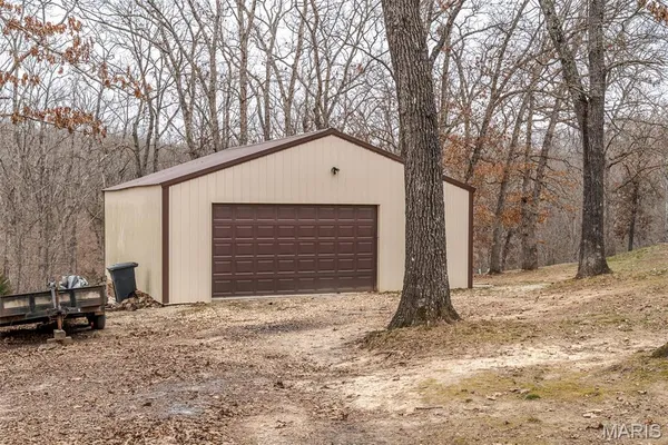 $389,900 | 480 Lone Pine Lane, St. Clair, MO 63077