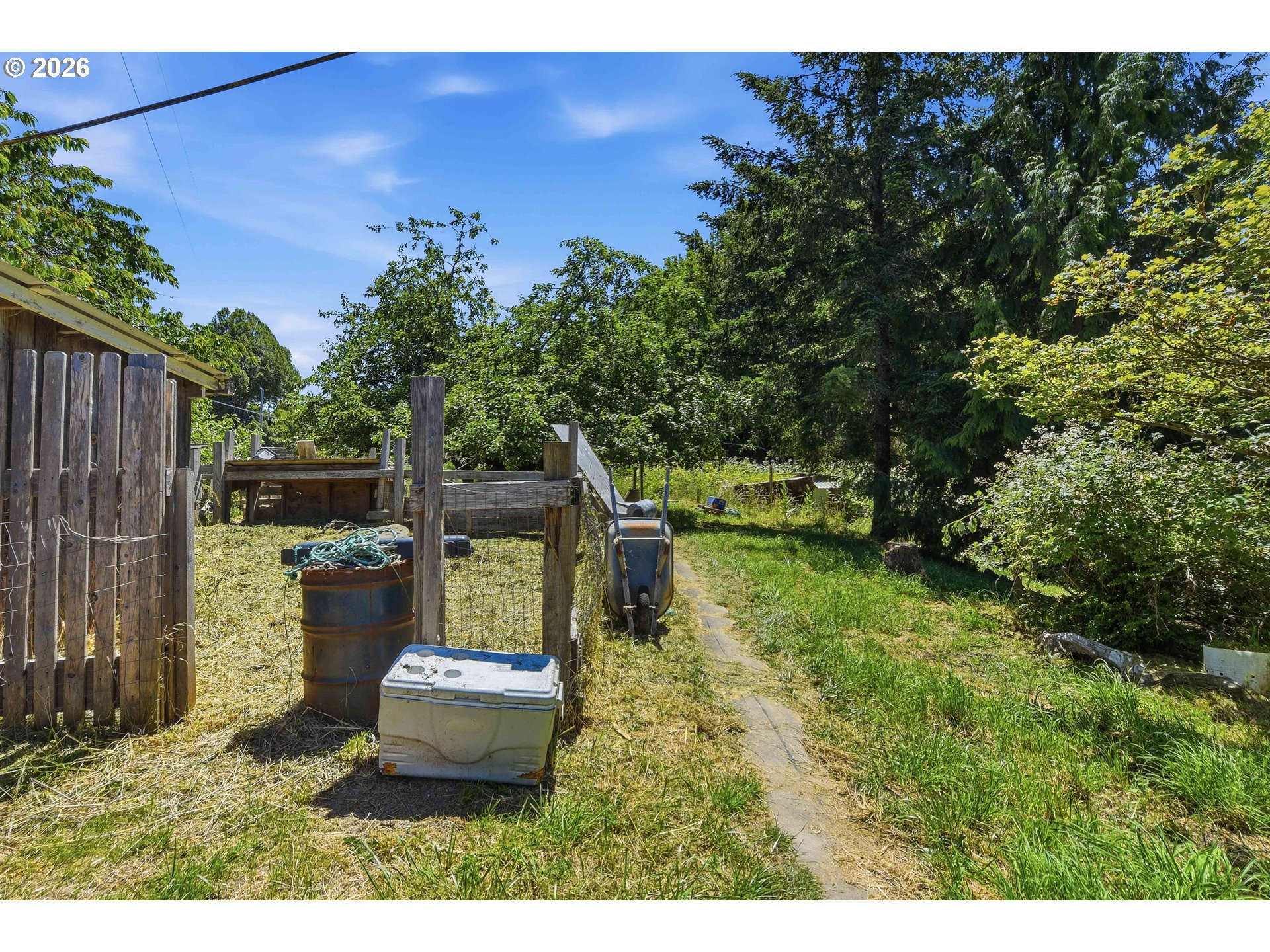 46760 Highway 242 Myrtle Point, OR 97458 - Photo 35 of 47