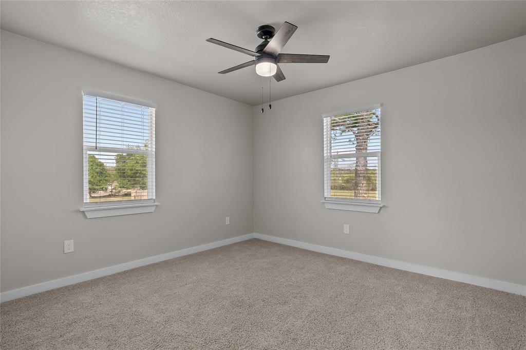 1058 East Reno Road Azle, TX 76020 - Photo 12 of 21