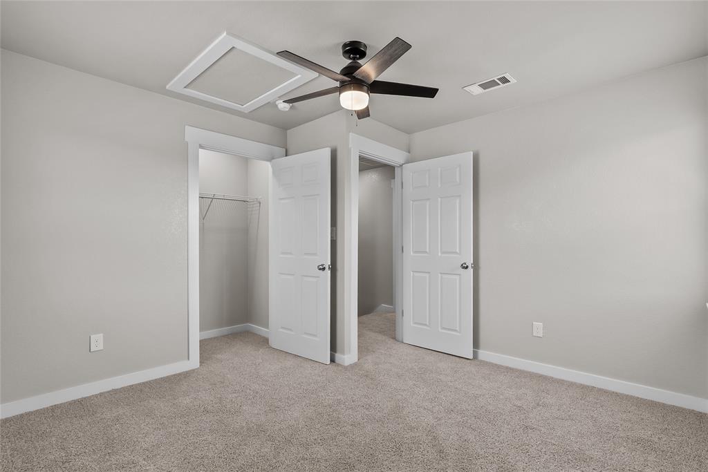 1058 East Reno Road Azle, TX 76020 - Photo 14 of 21 Bedroom 2