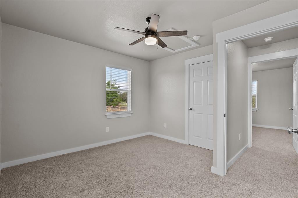 1058 East Reno Road Azle, TX 76020 - Photo 15 of 21 Bedroom 2