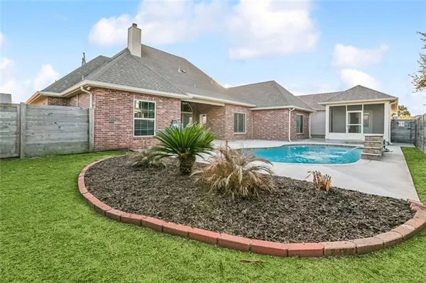 $618,000 | 558 Cypress Drive, Luling, LA 70070