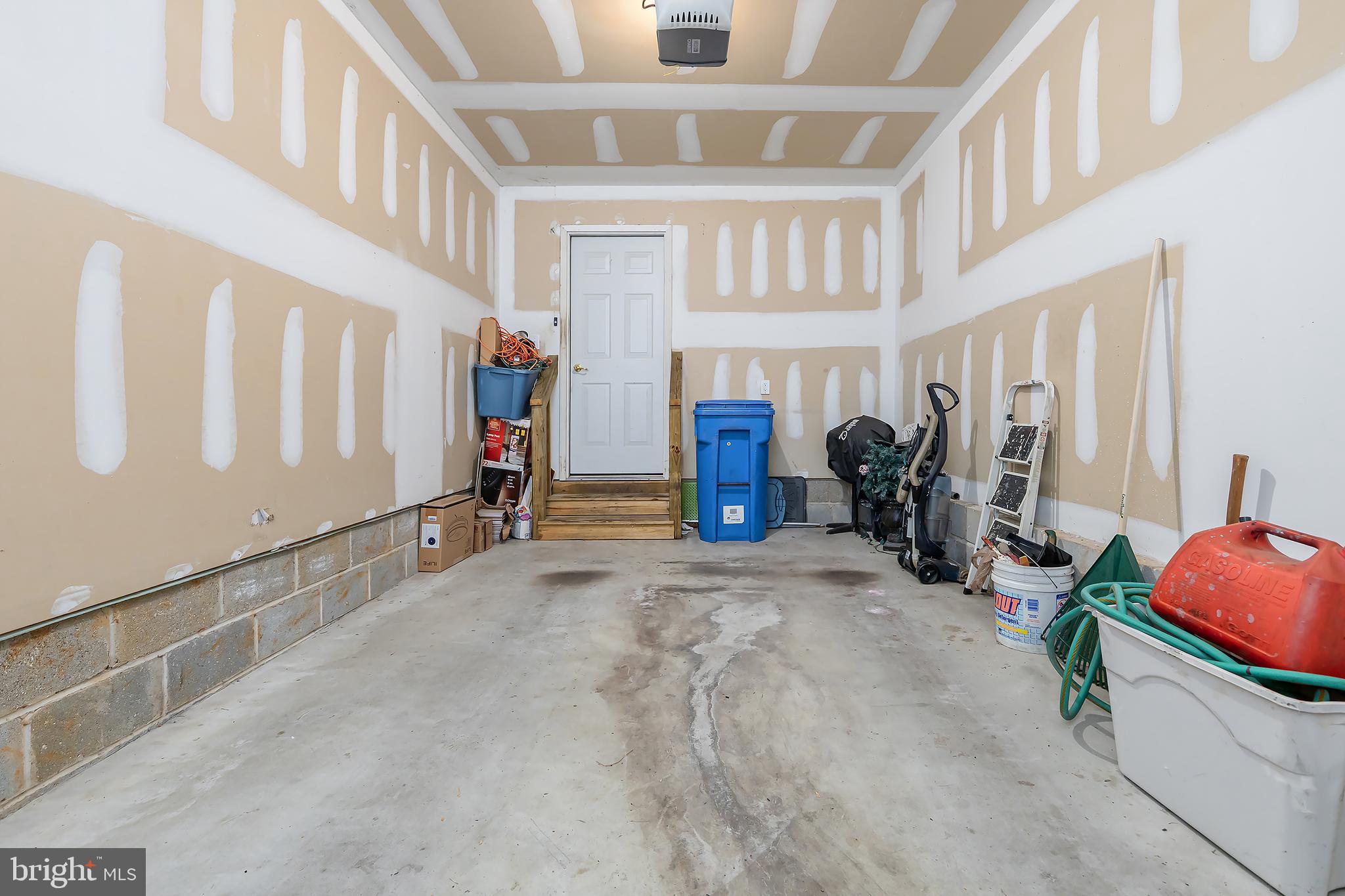 30 Brattleboro Road Swedesboro, NJ 08085 - Photo 23 of 33 One-Car Garage w/ Inside Access
