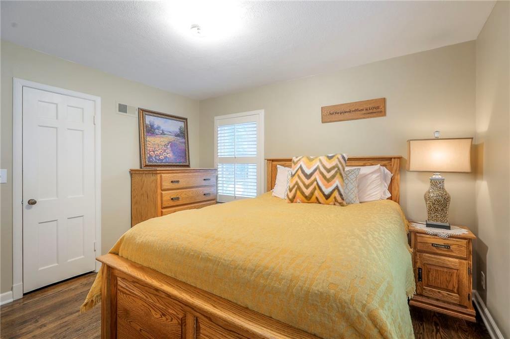 5401 Canterbury Road Fairway, KS 66205 - Photo 17 of 43