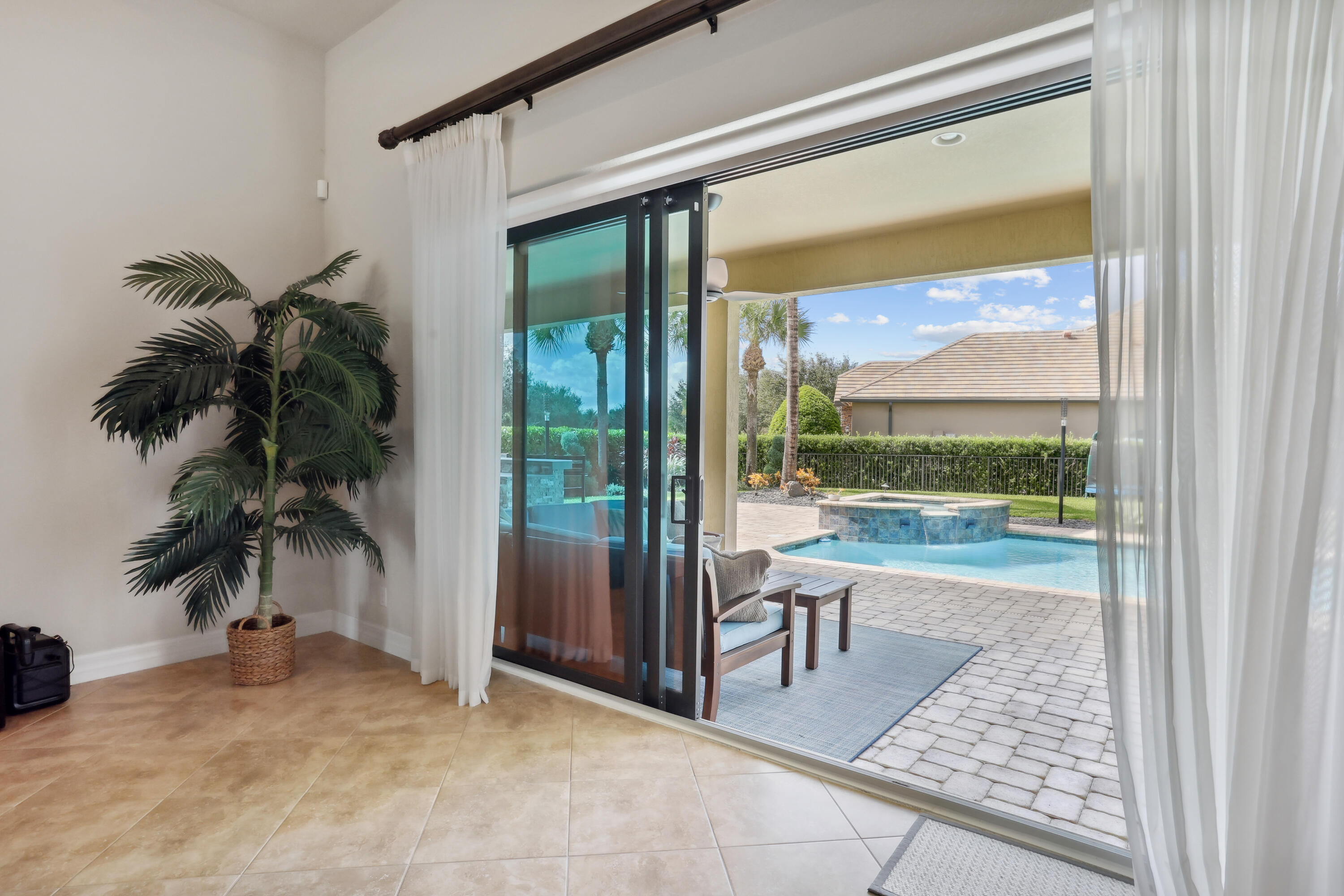 10921 Pisa Road Wellington, FL 33414 - Photo 25 of 44 image00189