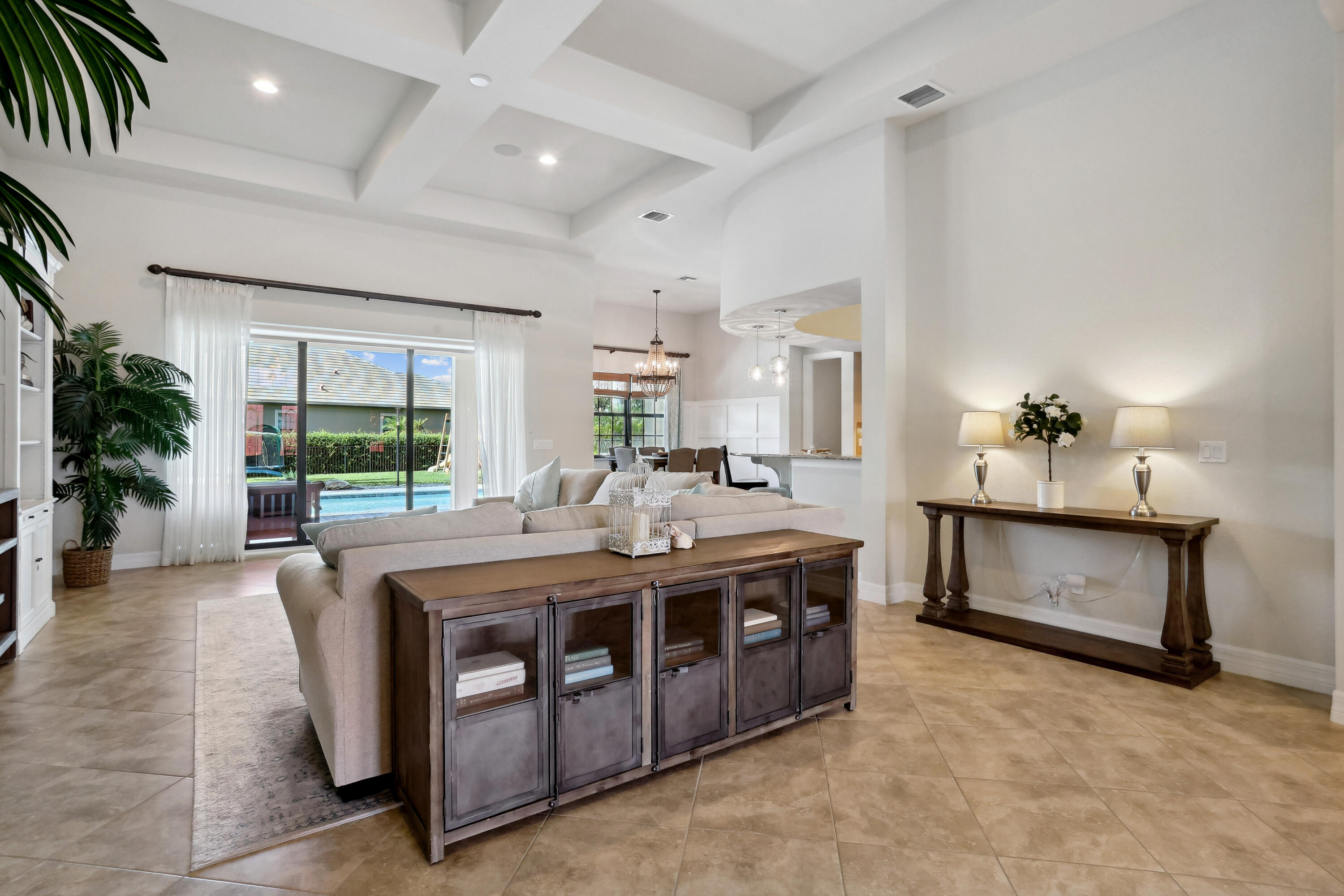 10921 Pisa Road Wellington, FL 33414 - Photo 4 of 44 image00197