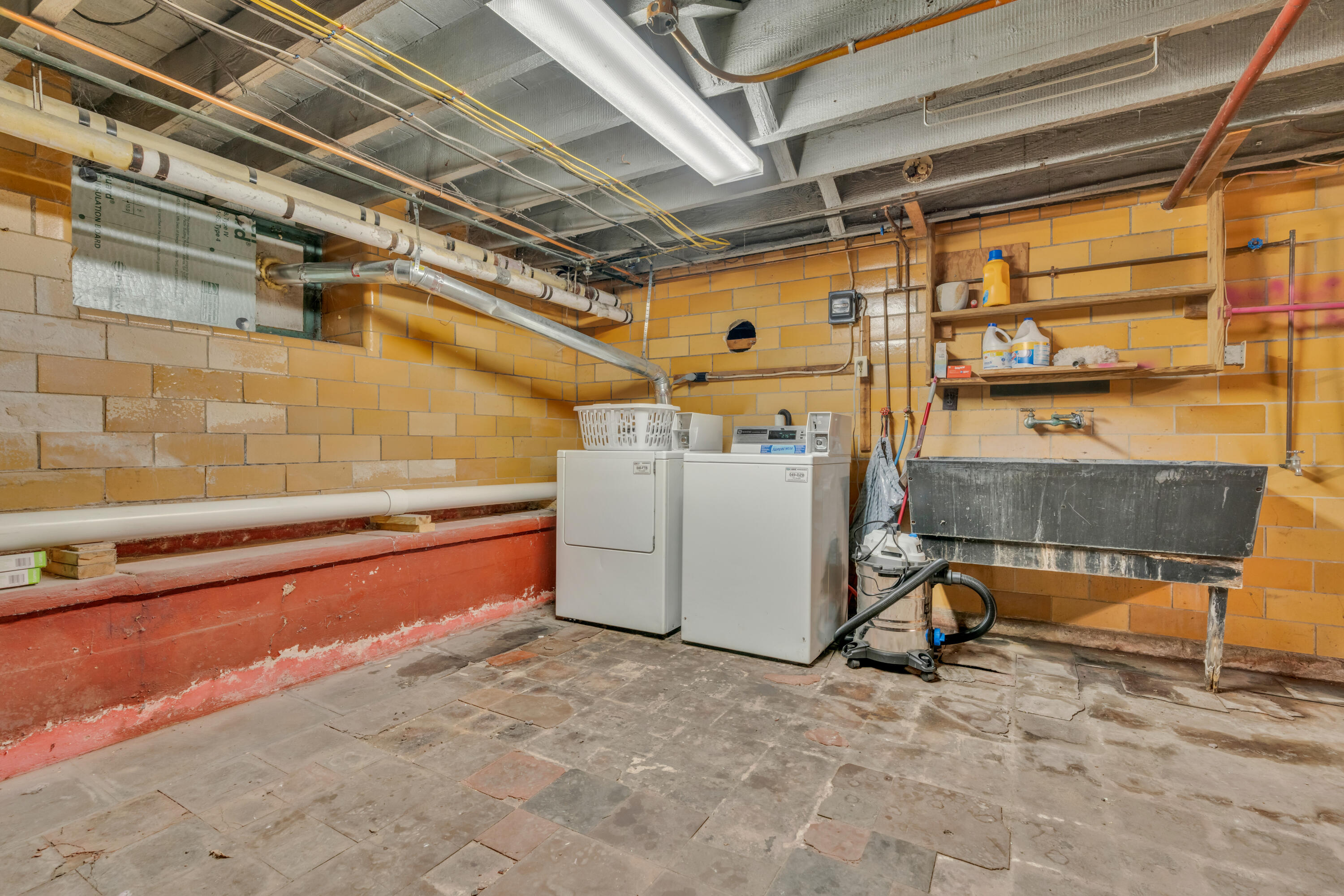 87 High Street Saco, ME 04072 - Photo 26 of 31 26