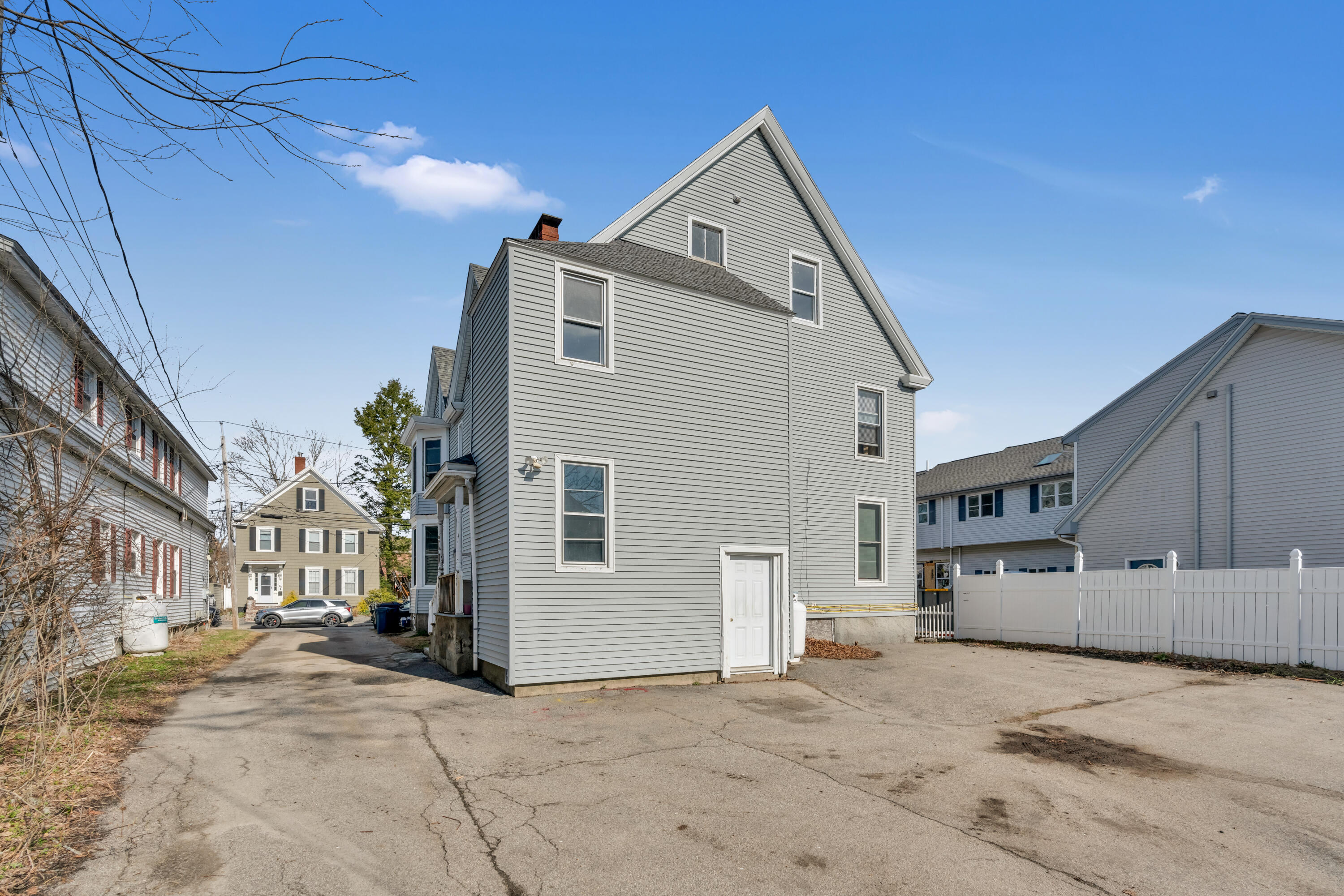 87 High Street Saco, ME 04072 - Photo 27 of 31 27