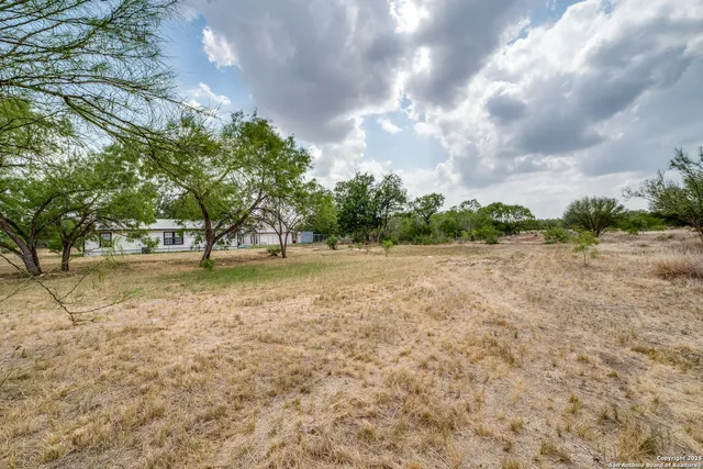 $59,000 | 13839 East Somerset, Von Ormy, TX 78073