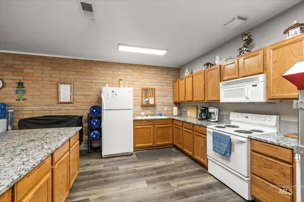 $269,900 | 338 West Birmingham Drive, Nampa, ID 83651