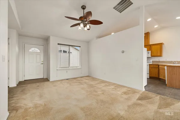 $269,900 | 338 West Birmingham Drive, Nampa, ID 83651