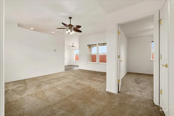 $269,900 | 338 West Birmingham Drive, Nampa, ID 83651