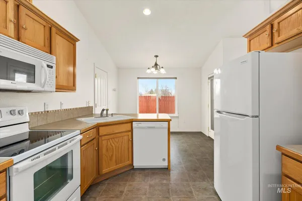 $269,900 | 338 West Birmingham Drive, Nampa, ID 83651