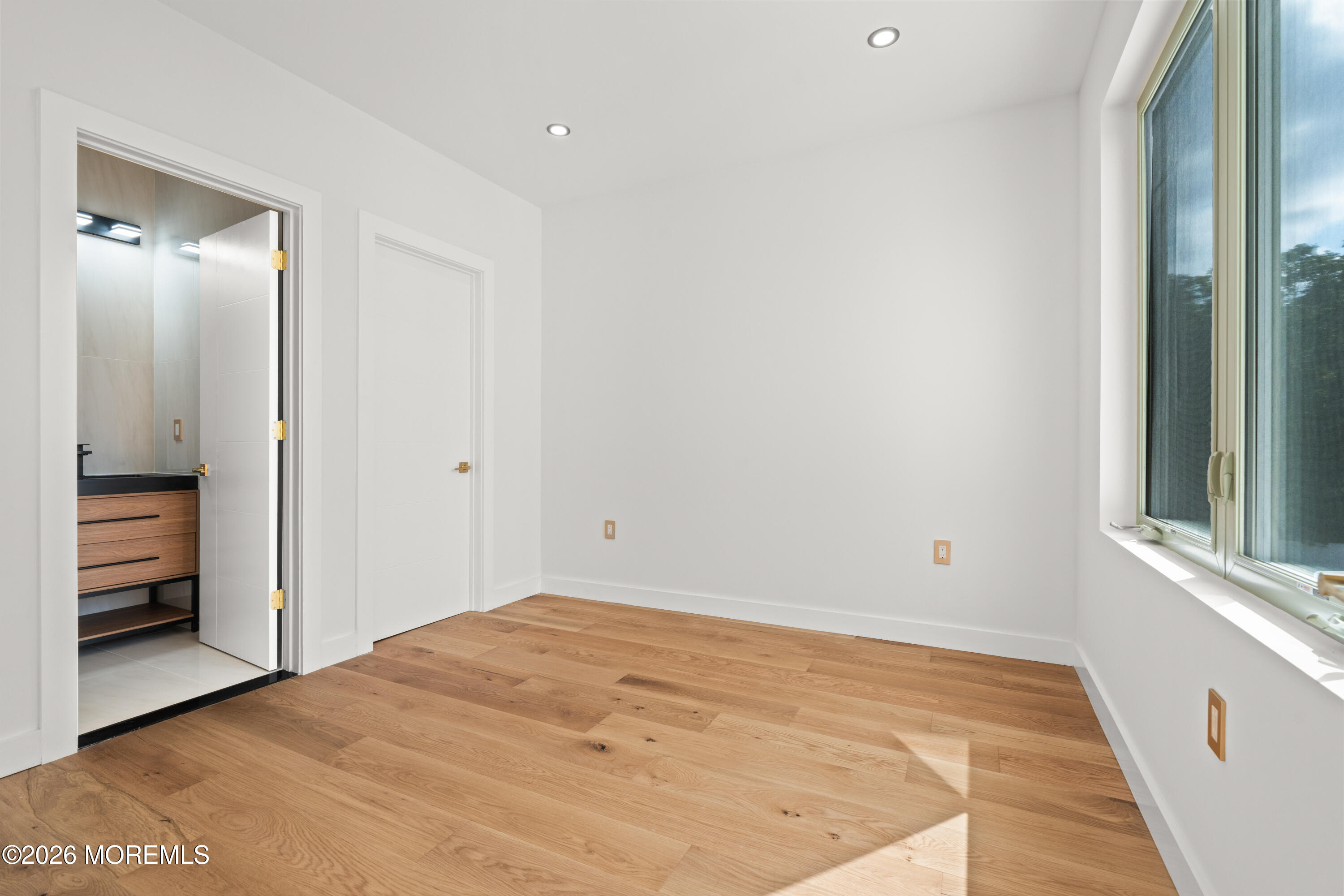 390 Monmouth Road West Long Branch, NJ 07764 - Photo 103 of 120 086