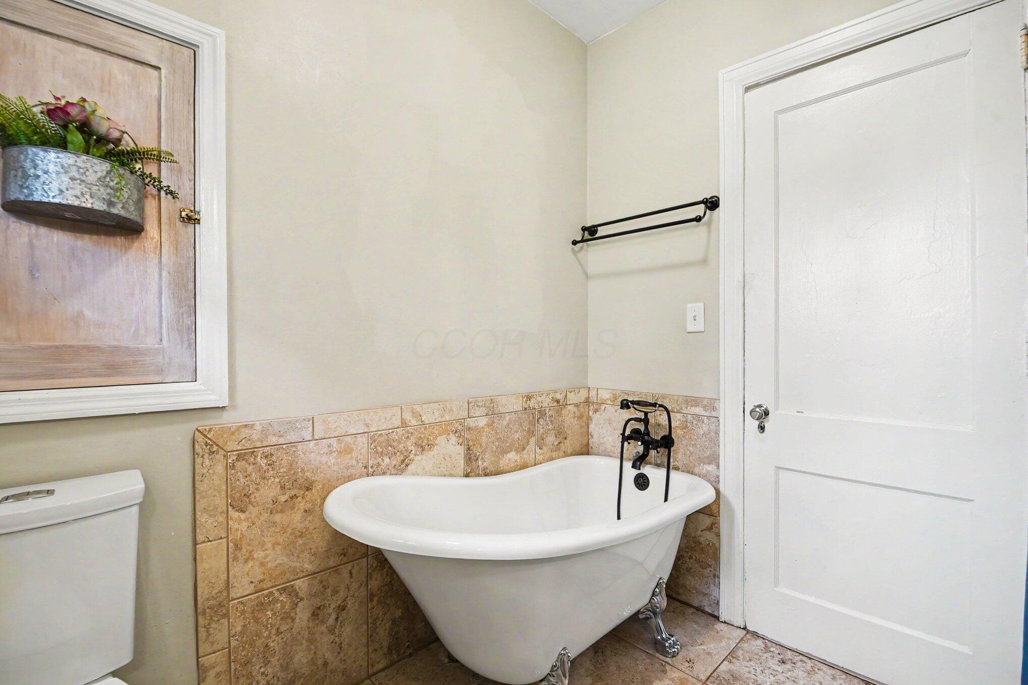 1403 Bryden Road Columbus, OH 43205 - Photo 22 of 32 file_1755