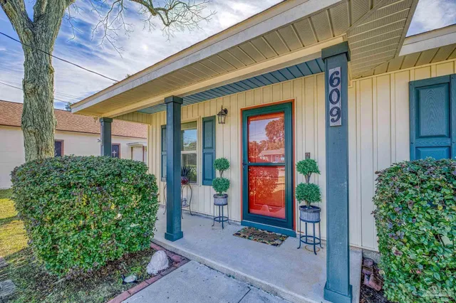$315,000 | 609 East Fisher Street, Pensacola, FL 32503