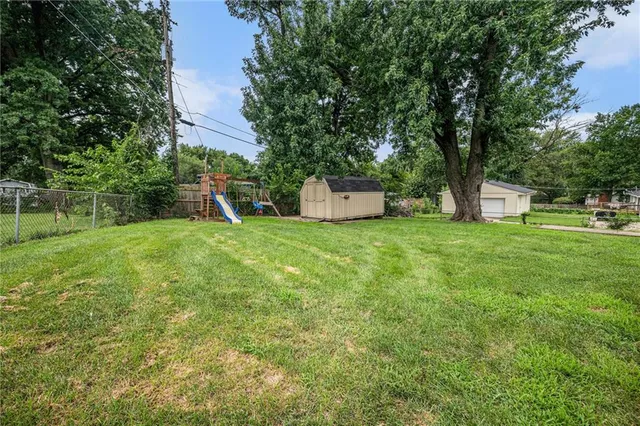 $269,000 | 1603 Northeast 63rd Street, Gladstone, MO 64118