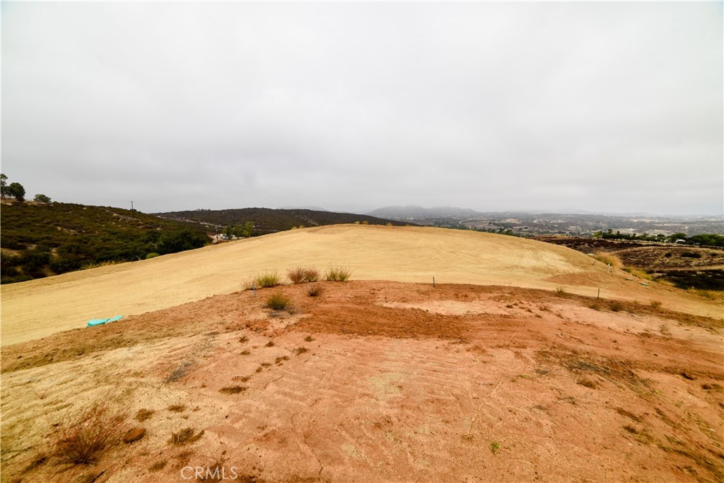 40495 East Benton Road Temecula, CA 92592 - Photo 29 of 45 a view of an ocean