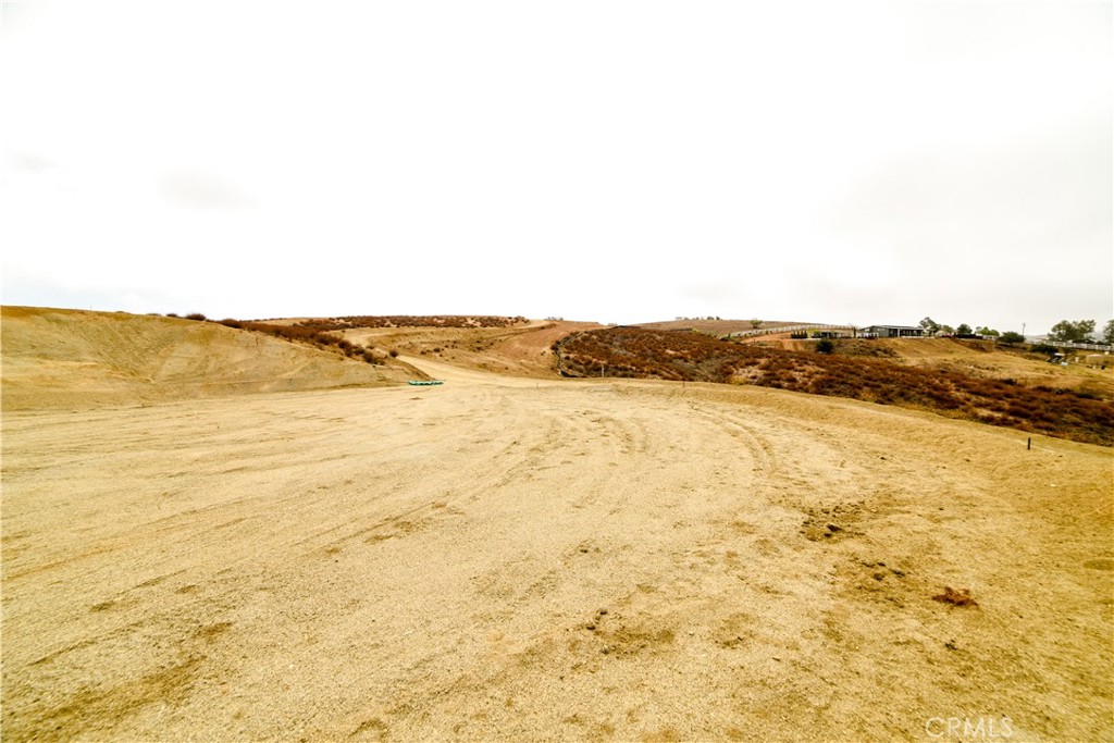 40495 East Benton Road Temecula, CA 92592 - Photo 35 of 45 a view of an ocean