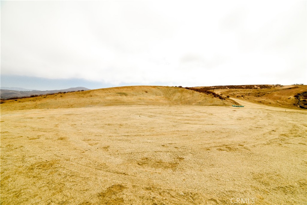 40495 East Benton Road Temecula, CA 92592 - Photo 36 of 45 a view of an ocean