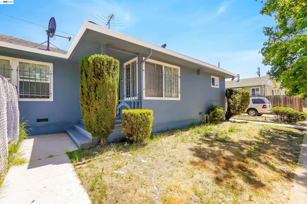 $749,000 | 2504 78th Avenue, Oakland, CA 94605