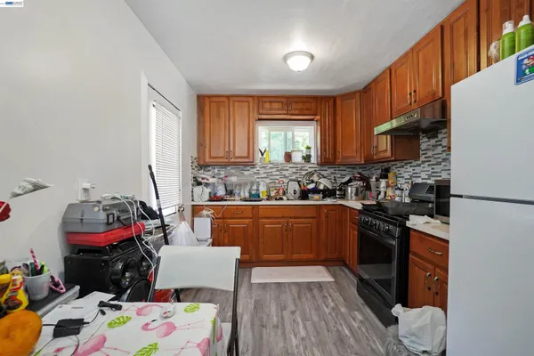 $749,000 | 2504 78th Avenue, Oakland, CA 94605