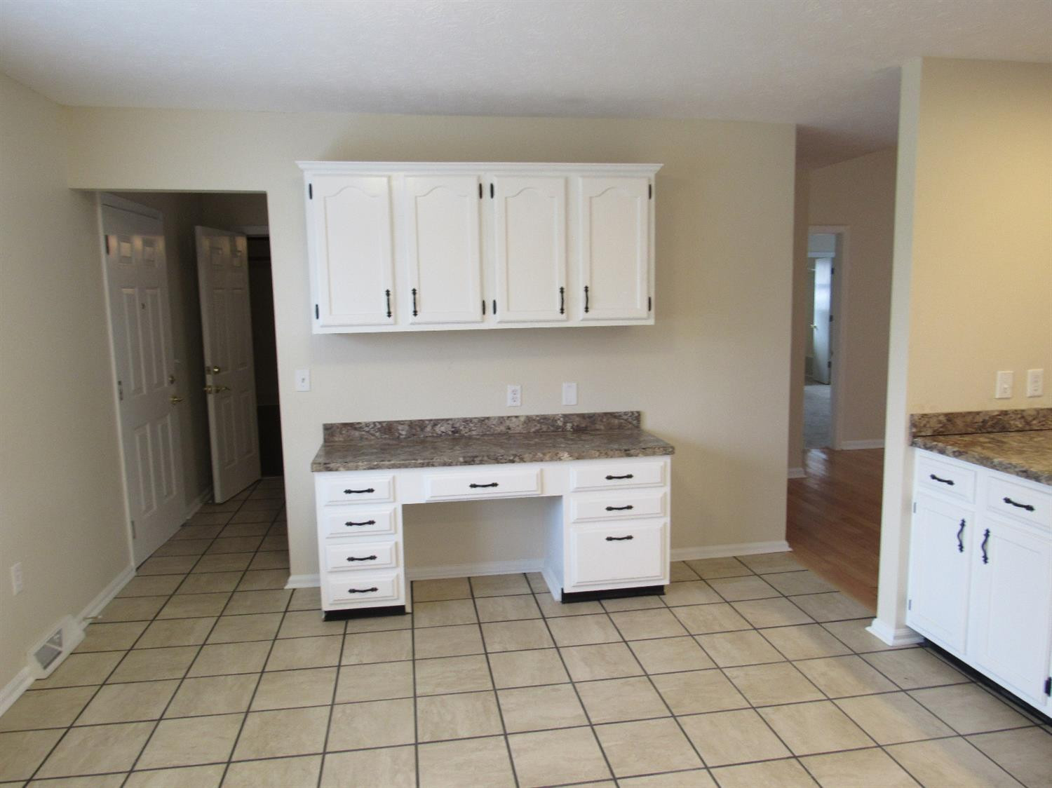 1043 Raintree Drive Richmond, KY 40475 - Photo 6 of 14 Photo 6