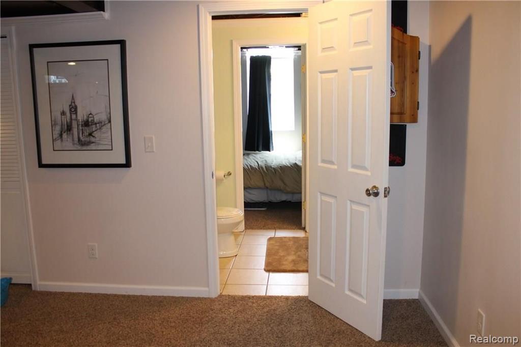 2726 Forest View Court Rochester Hills, MI 48307 - Photo 16 of 19